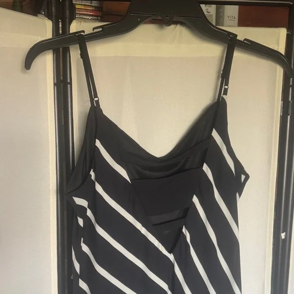 Express Black and White Diagonal Stripe Maxi Dress - Picture 2 of 3